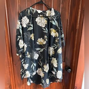 Semi-sheer Floral Kimono